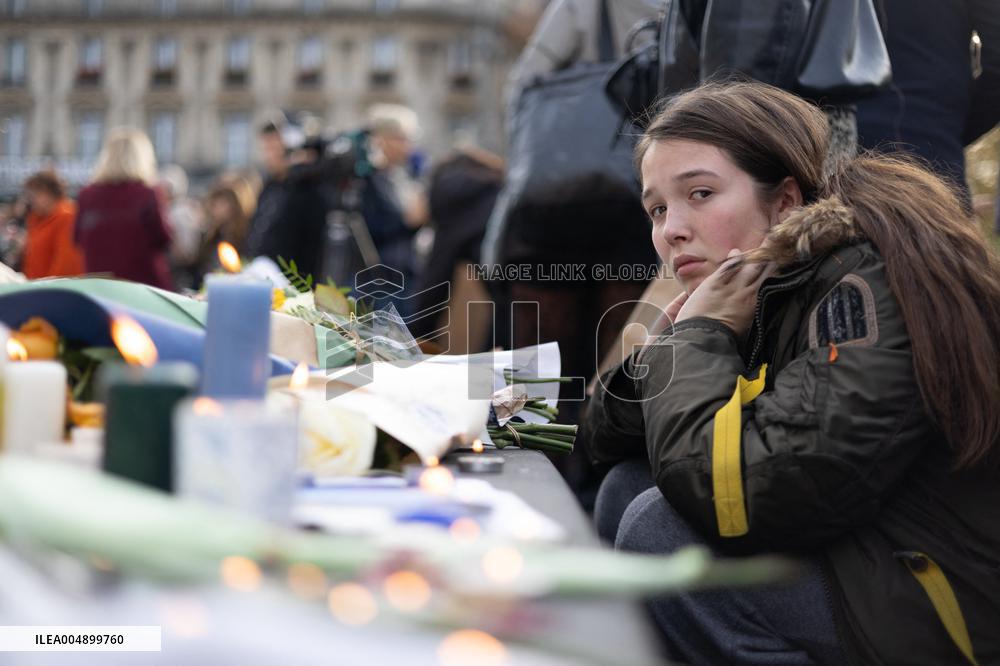 13 november memorial at the Place de la Republique - Paris