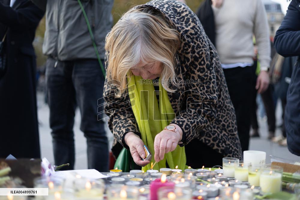 13 november memorial at the Place de la Republique - Paris
