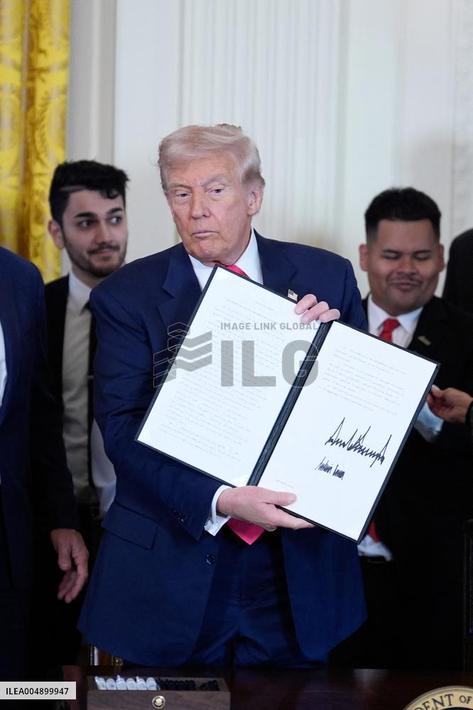 Donald Trump Signs Fostering the Future Executive Order - Washington