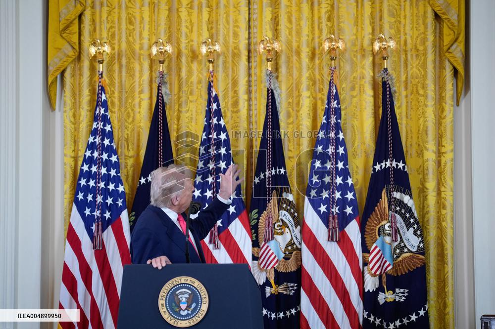 Donald Trump Signs Fostering the Future Executive Order - Washington