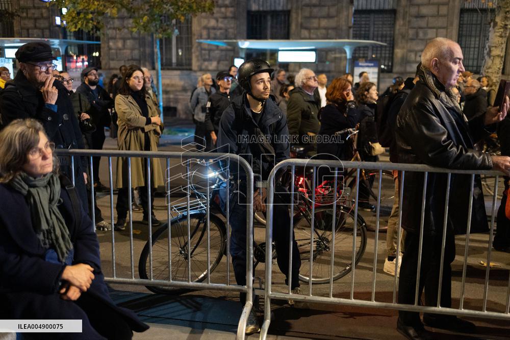 13 november memorial at the Place de la Republique - Paris