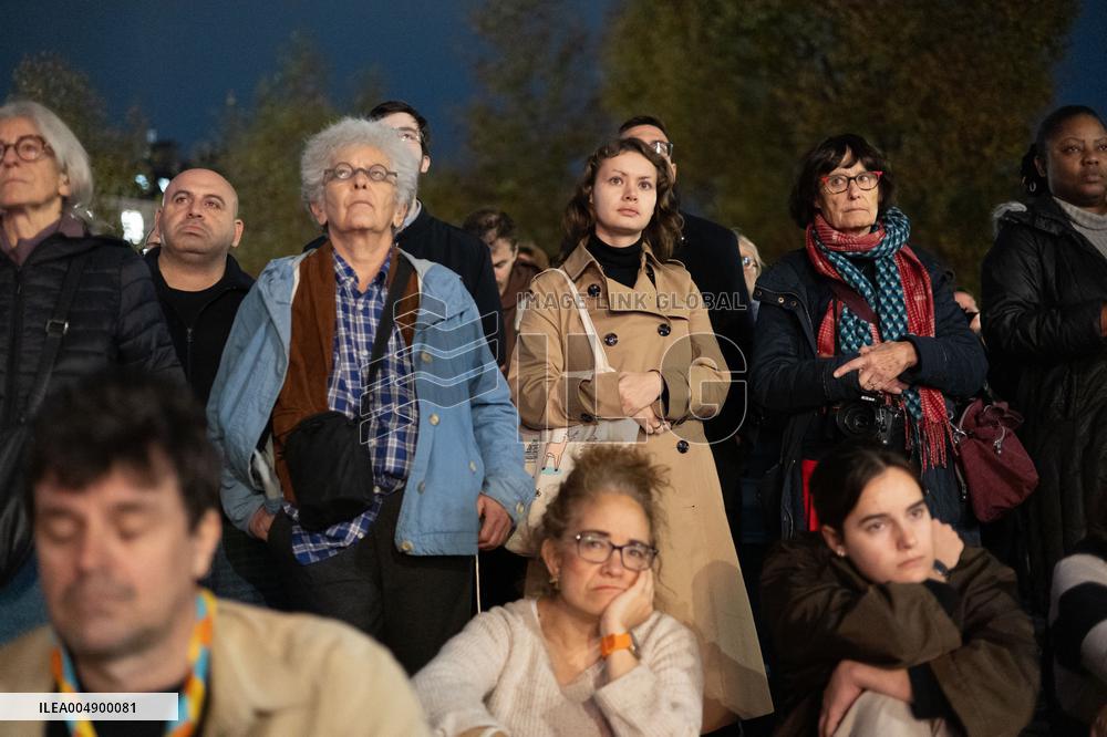 13 november memorial at the Place de la Republique - Paris