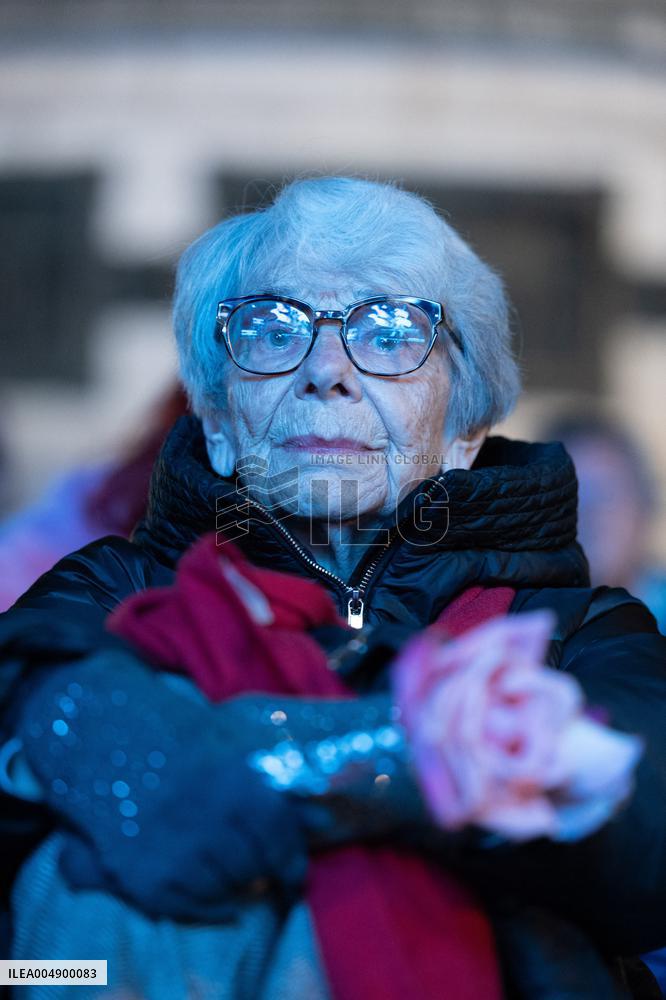 13 november memorial at the Place de la Republique - Paris