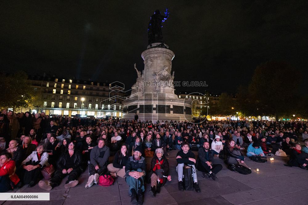 13 november memorial at the Place de la Republique - Paris