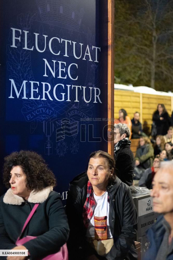 13 november memorial at the Place de la Republique - Paris