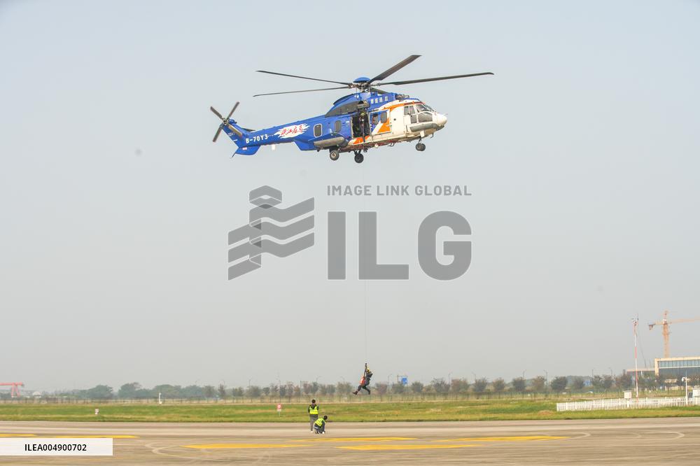 Helicopter Emergency Rescue Drill in Huzhou