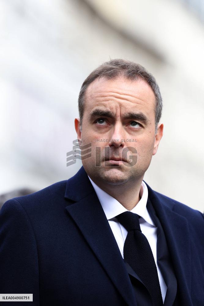 Tribute To Victims At La Bonne Biere - Paris