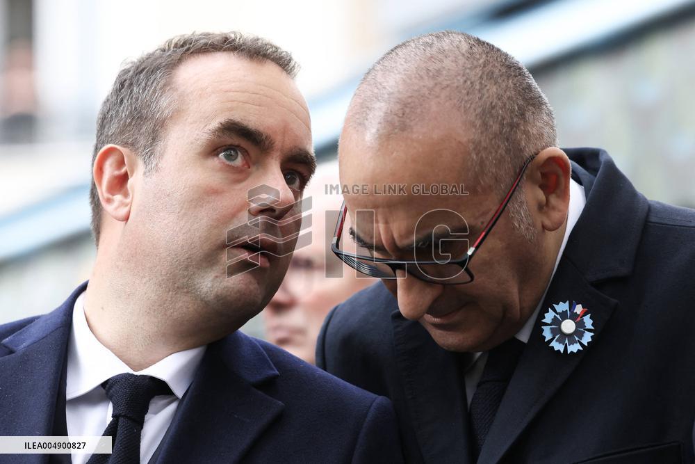 Tribute To Victims At La Bonne Biere - Paris