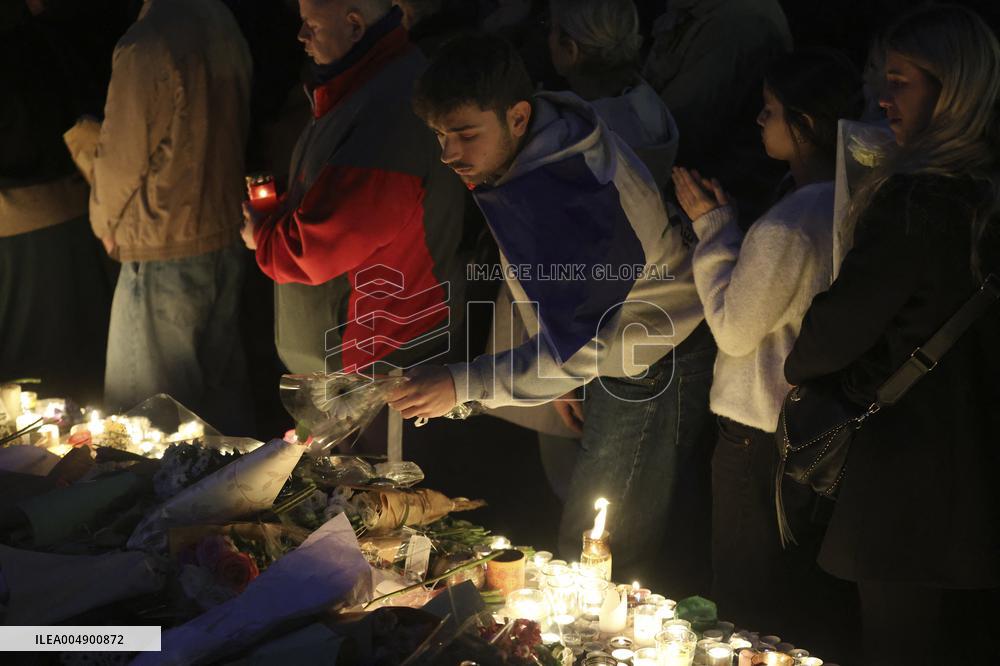 Tribute To Victims At Place De LA Republique - Paris