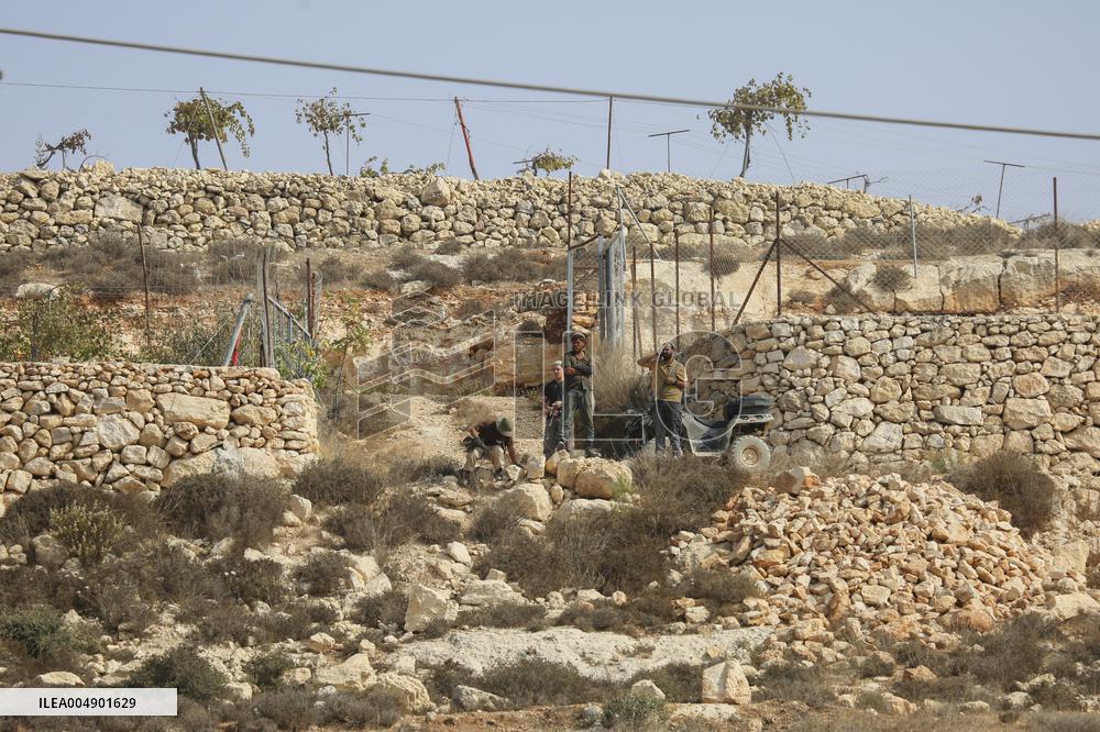 Palestinians Protest Against Israeli Settlers Near Hebron - Palestine
