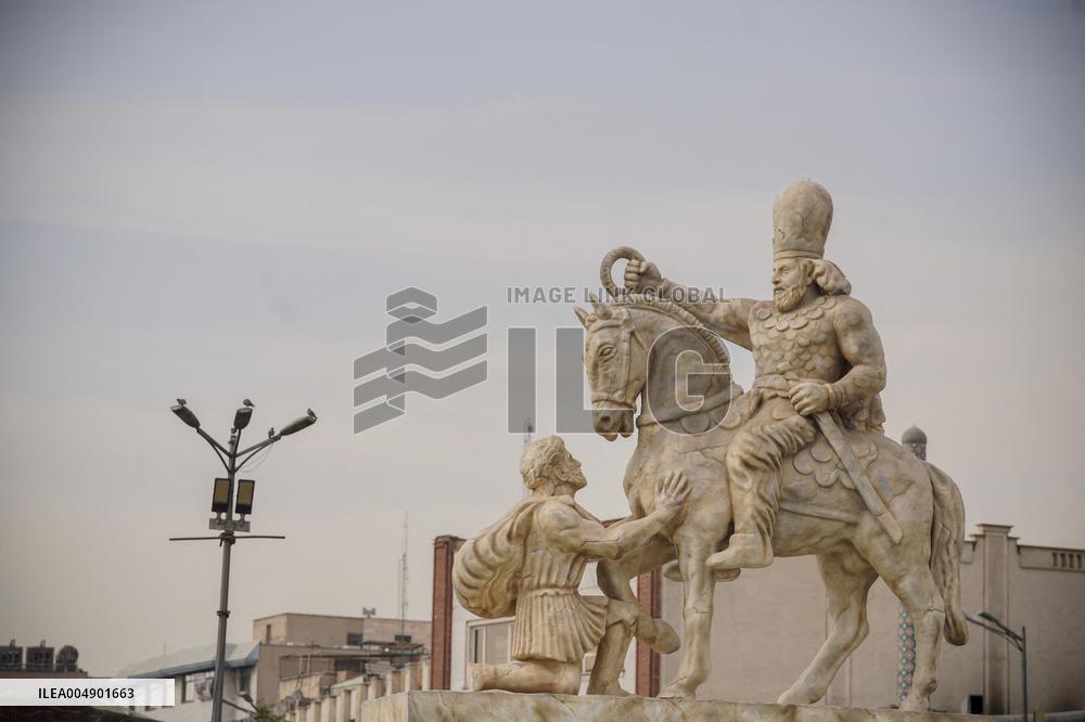 Tehran Displays Persian Empire Statue - Iran