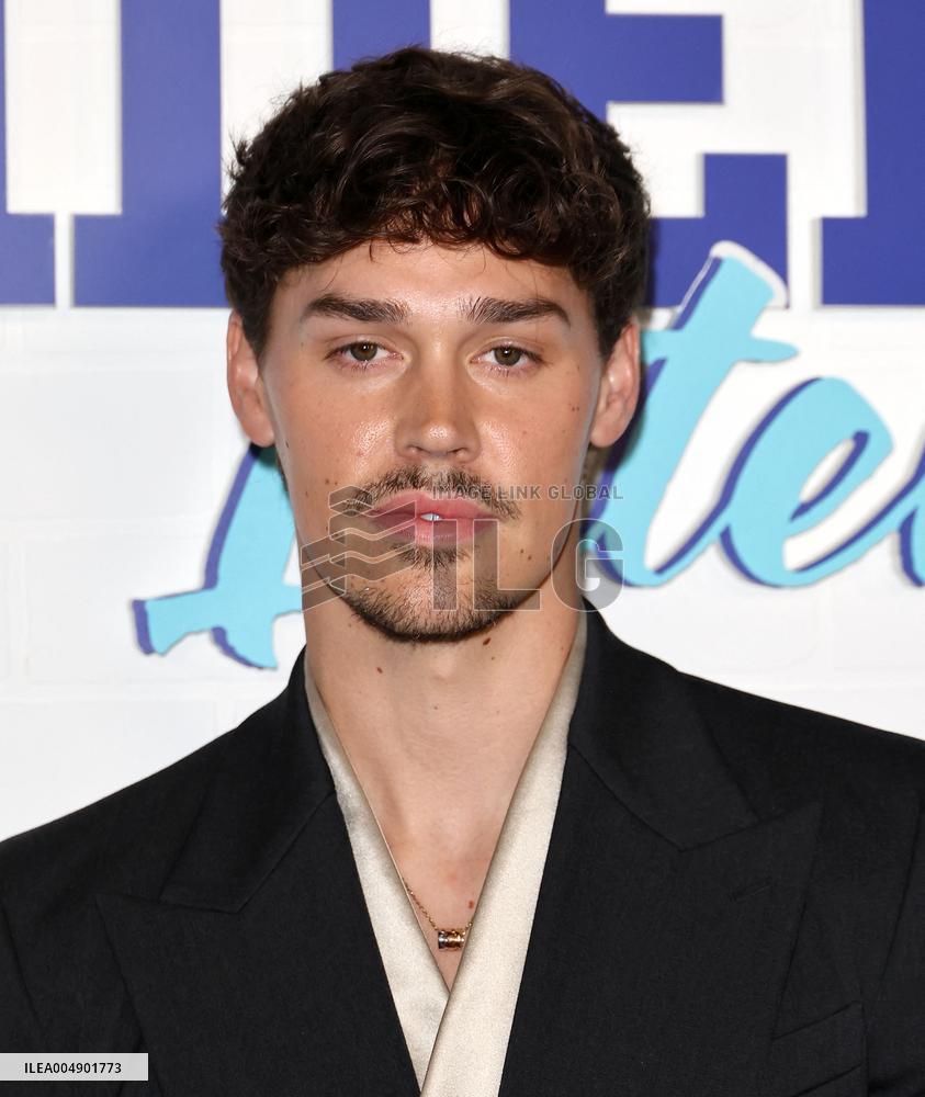 Sidelined 2 Intercepted Premiere - LA