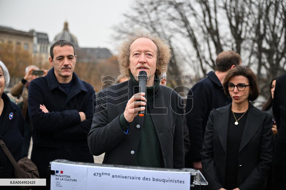 Celebration Marks 475 Years of Parisian Booksellers - France