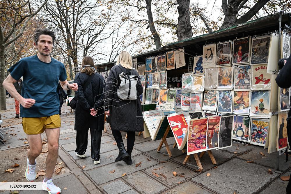 Celebration Marks 475 Years of Parisian Booksellers - France