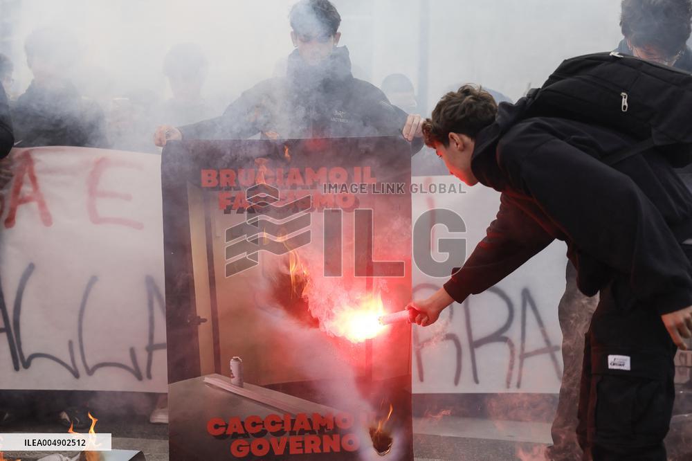 Student Strike And Protest Against Meloni - Rom