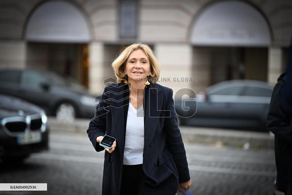 Celebration Marks 475 Years of Parisian Booksellers - France