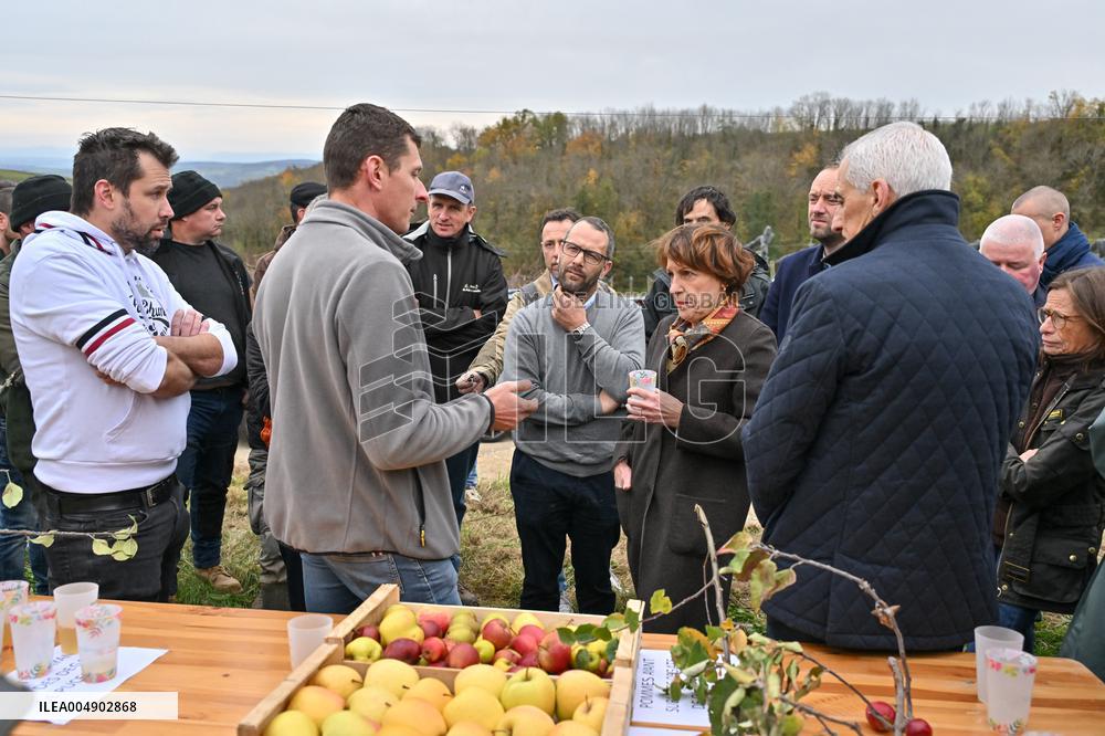 Annie Genevard Visits the Rhone Region - France