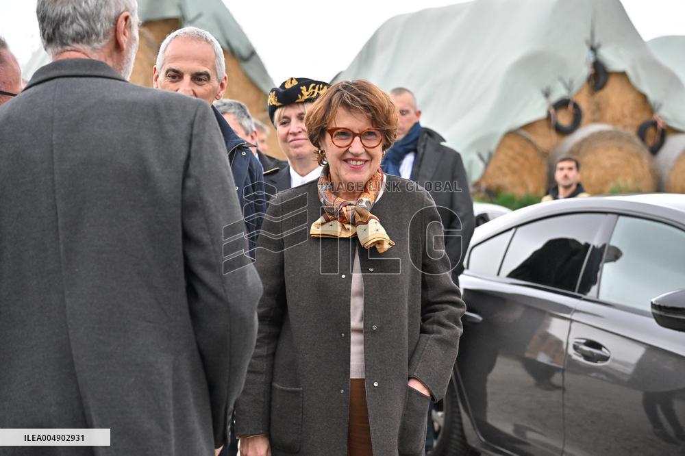 Annie Genevard Visits the Rhone Region - France