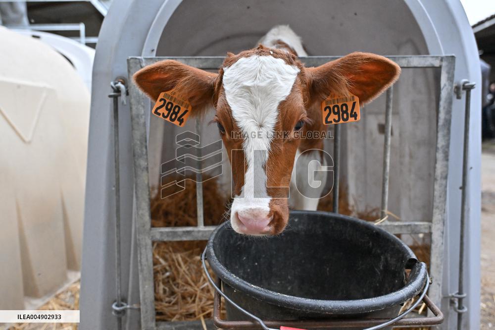 Annie Genevard Visits the Rhone Region - France