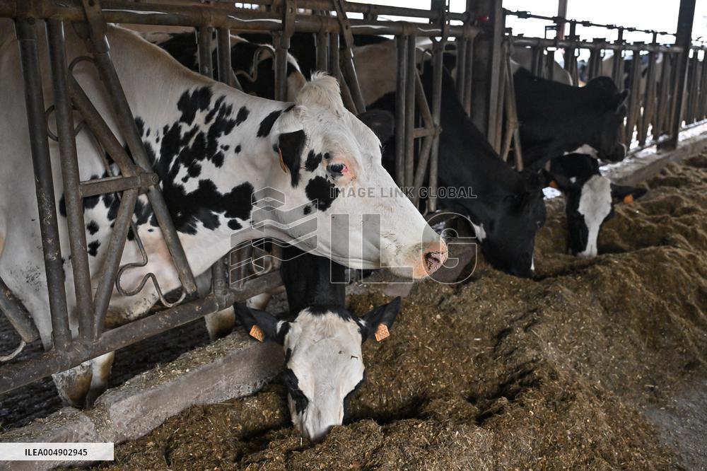 Annie Genevard Visits the Rhone Region - France