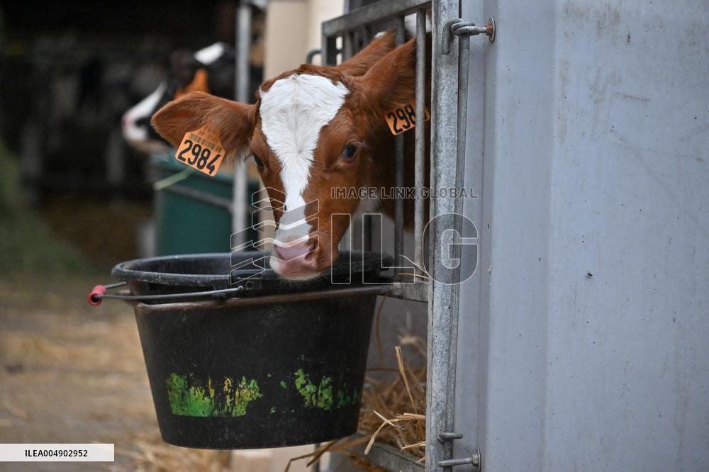 Annie Genevard Visits the Rhone Region - France