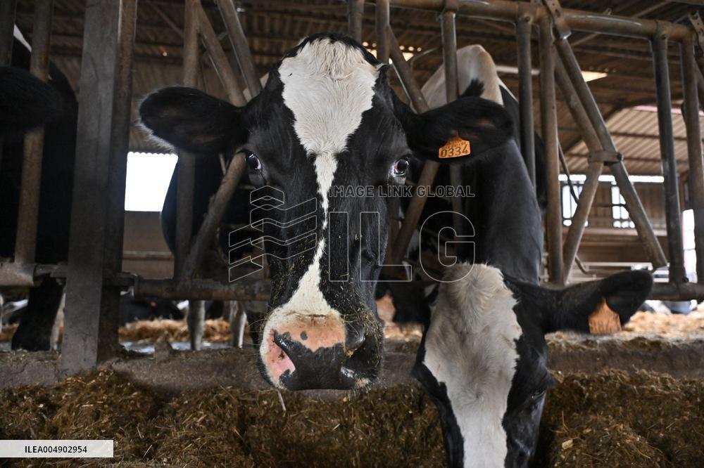 Annie Genevard Visits the Rhone Region - France