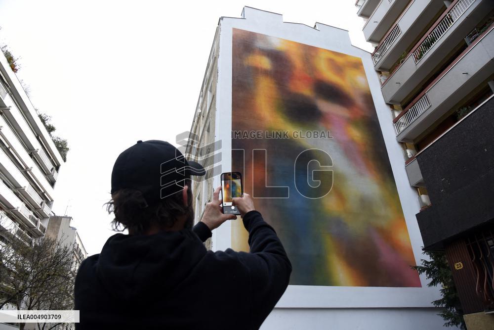 Mural Painting In Tribute To The Victims Of The 13 November Attacks - Paris