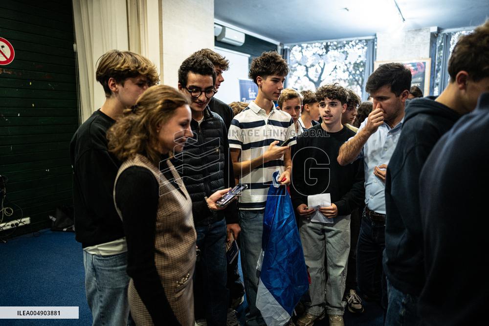 Book signing of Eric Zemmour - Bordeaux