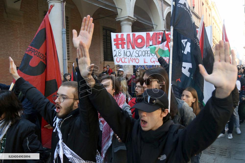 No Meloni Day demonstration - Bologna