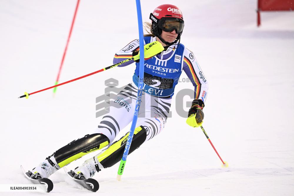 Alppihiihto: Maailmancupin kilpailut (-16.11.)