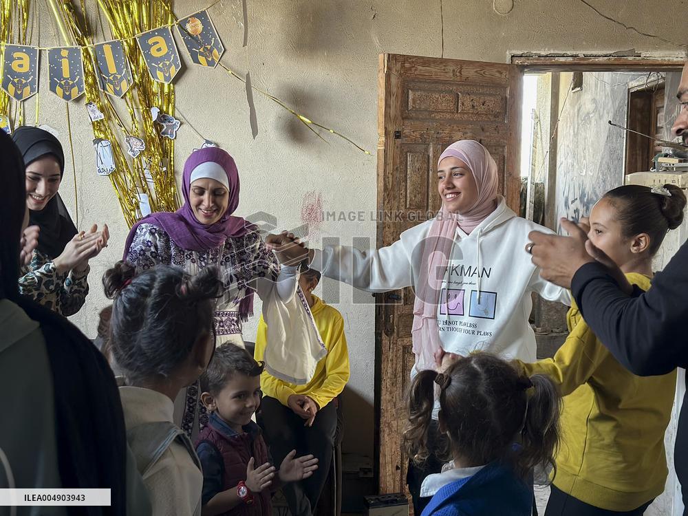 Gaza Student Celebrates Graduation