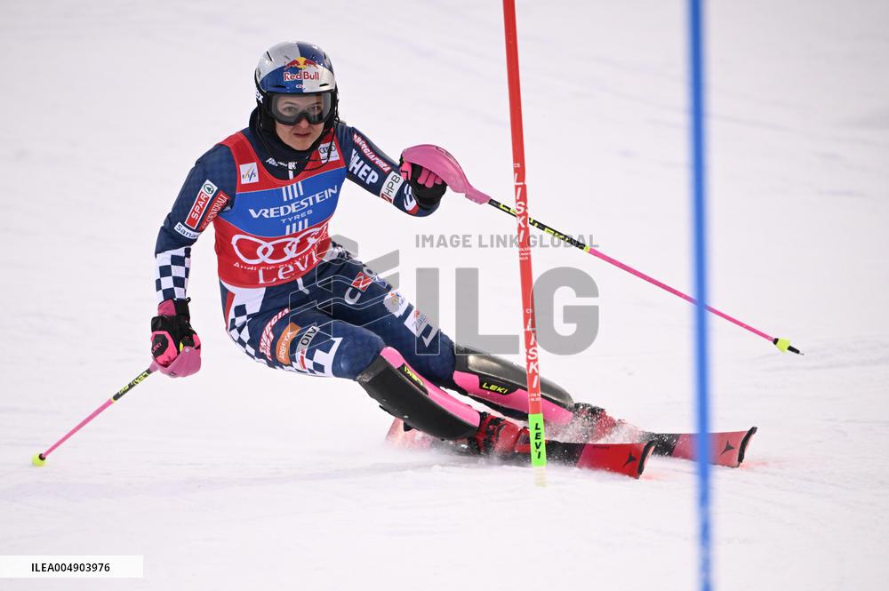 Alppihiihto: Maailmancupin kilpailut (-16.11.)