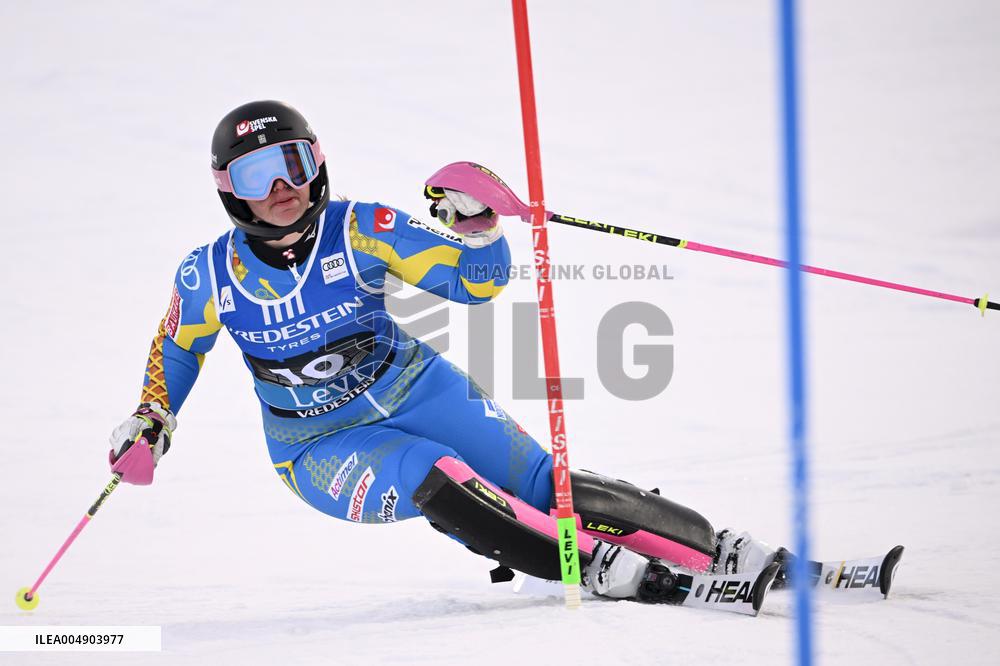 Alppihiihto: Maailmancupin kilpailut (-16.11.)