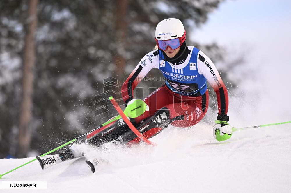 Alppihiihto: Maailmancupin kilpailut (-16.11.)