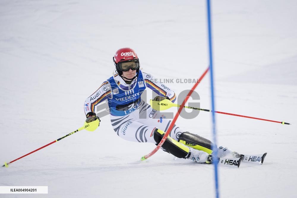 Alppihiihto: Maailmancupin kilpailut (-16.11.)