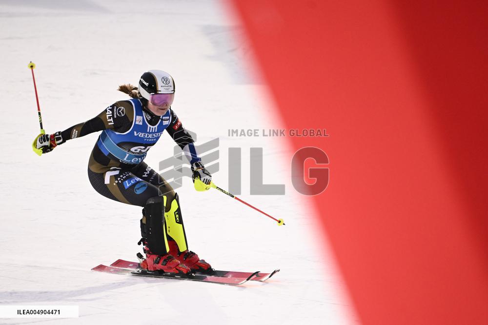 Alppihiihto: Maailmancupin kilpailut (-16.11.)