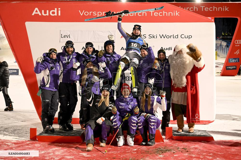 Alppihiihto: Maailmancupin kilpailut (-16.11.)