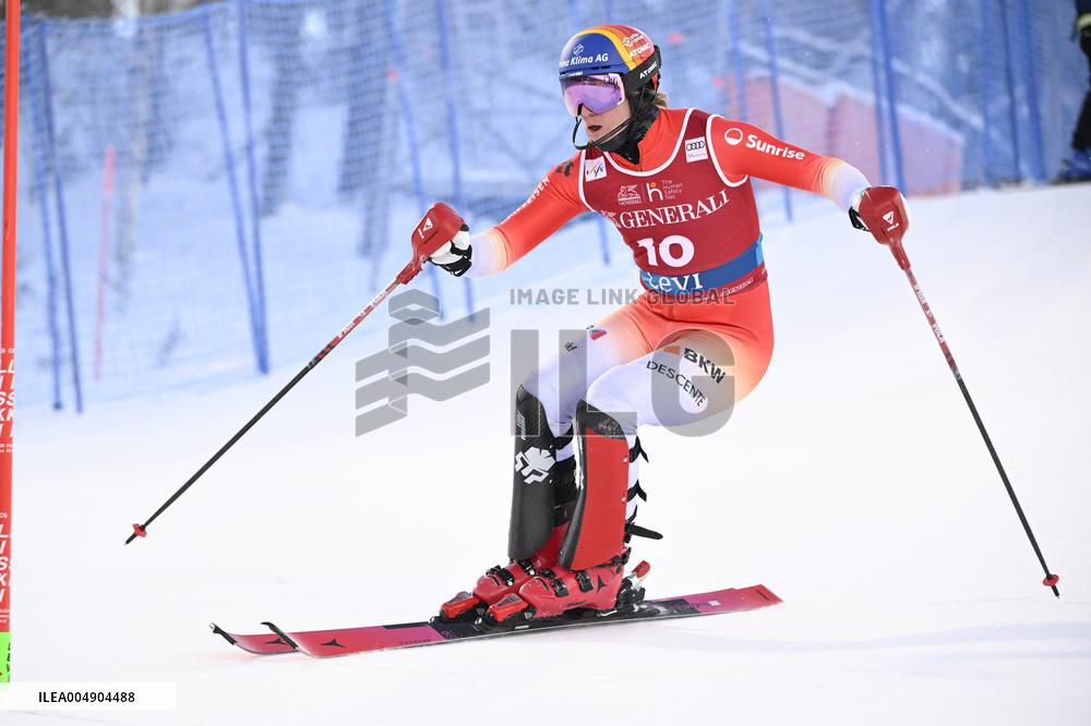 Alppihiihto: Maailmancupin kilpailut (-16.11.)