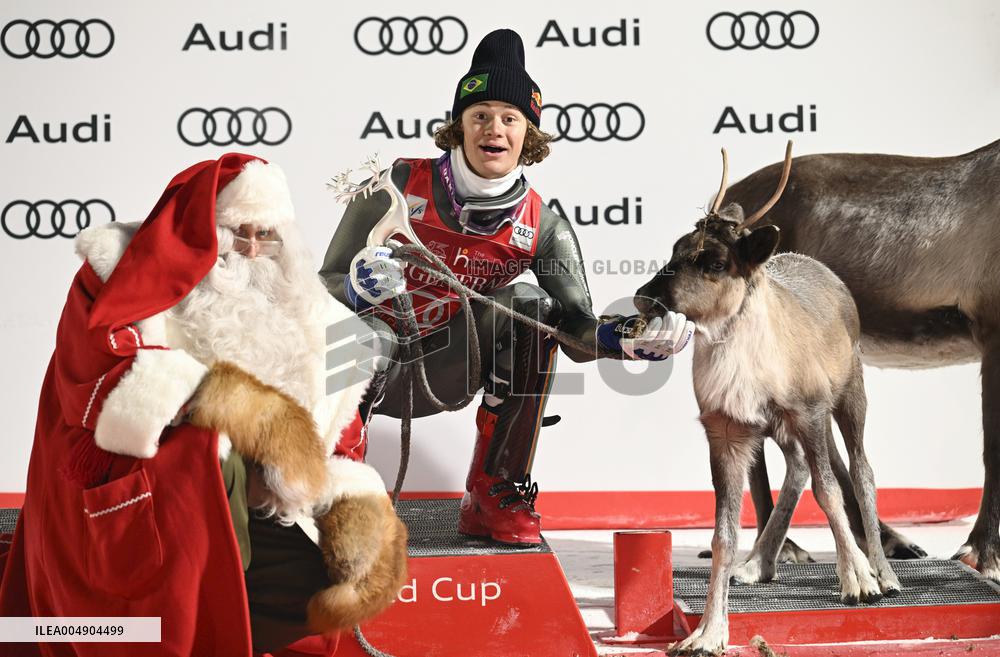 Alppihiihto: Maailmancupin kilpailut (-16.11.)