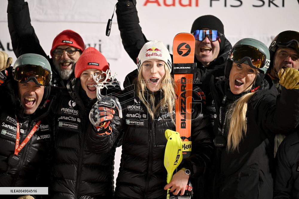 Alppihiihto: Maailmancupin kilpailut (-16.11.)