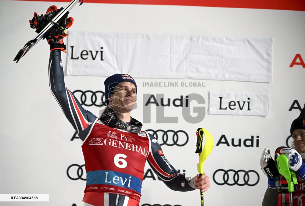 Alppihiihto: Maailmancupin kilpailut (-16.11.)