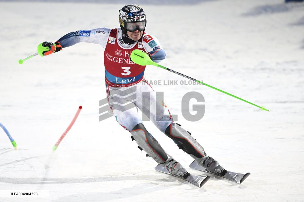 Alppihiihto: Maailmancupin kilpailut (-16.11.)