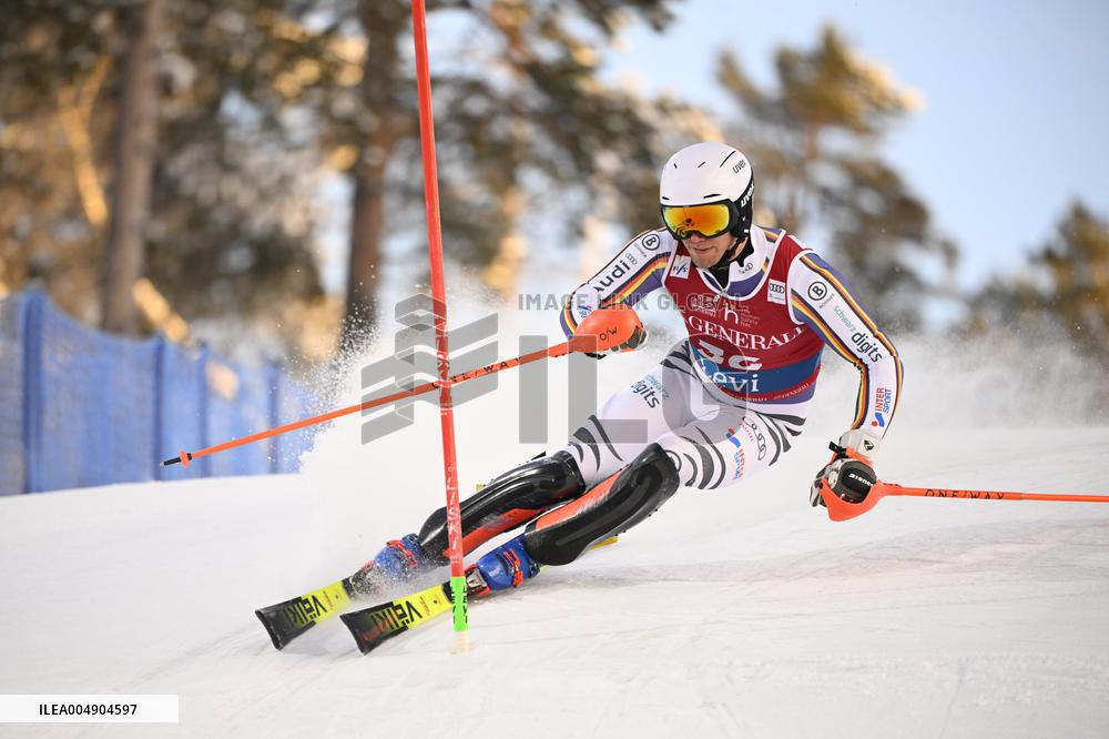 Alppihiihto: Maailmancupin kilpailut (-16.11.)