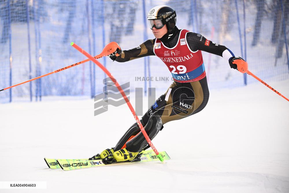 Alppihiihto: Maailmancupin kilpailut (-16.11.)