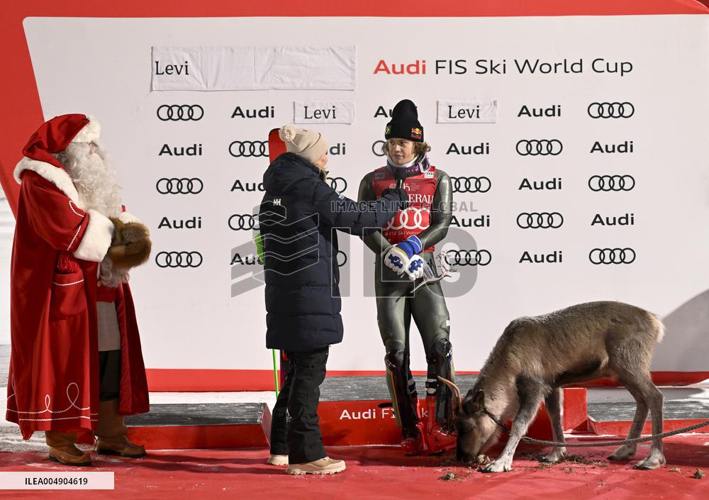 Alppihiihto: Maailmancupin kilpailut (-16.11.)