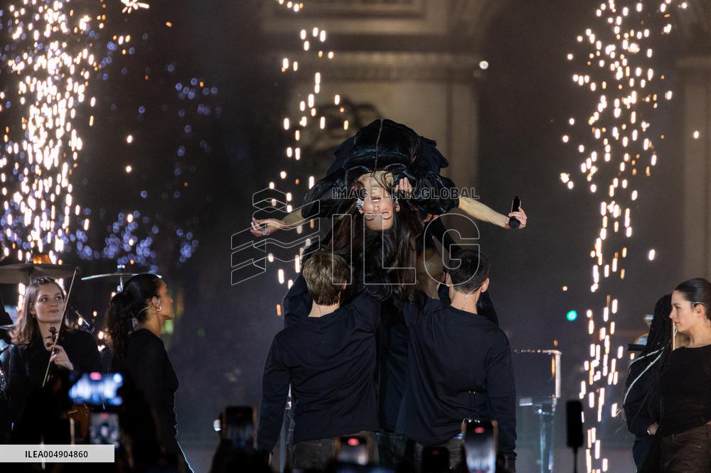 Champs Elysees Launches Christmas Lights NB