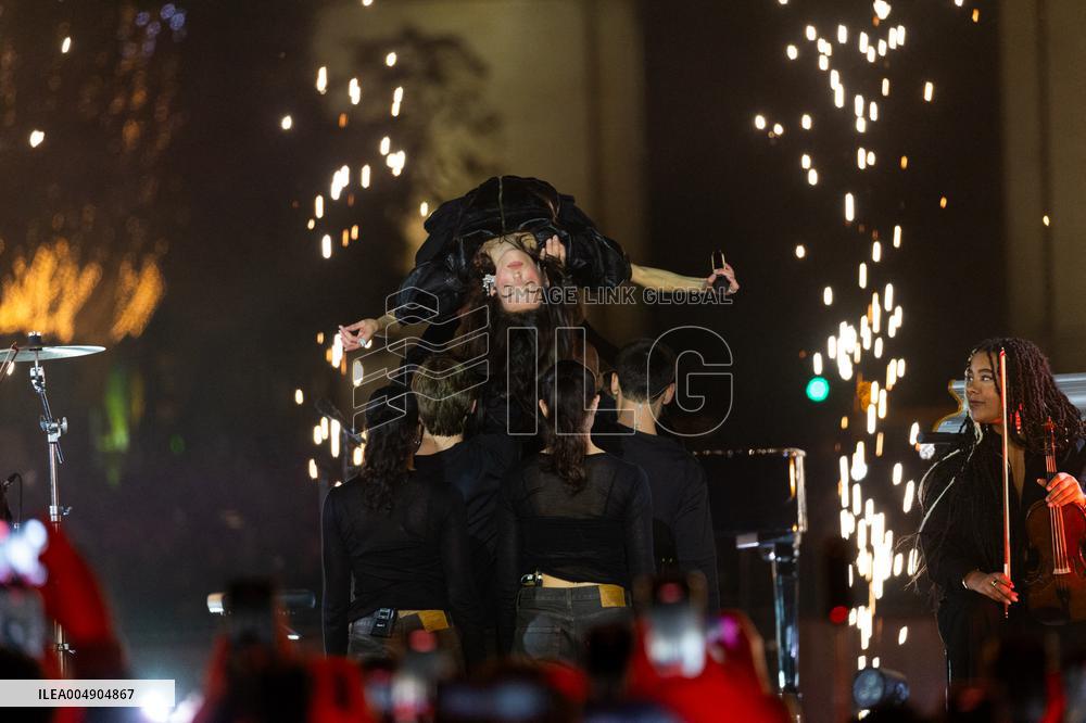 Champs Elysees Launches Christmas Lights NB