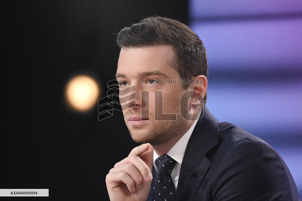 Jordan Bardella On Dimanche En Politique - Paris