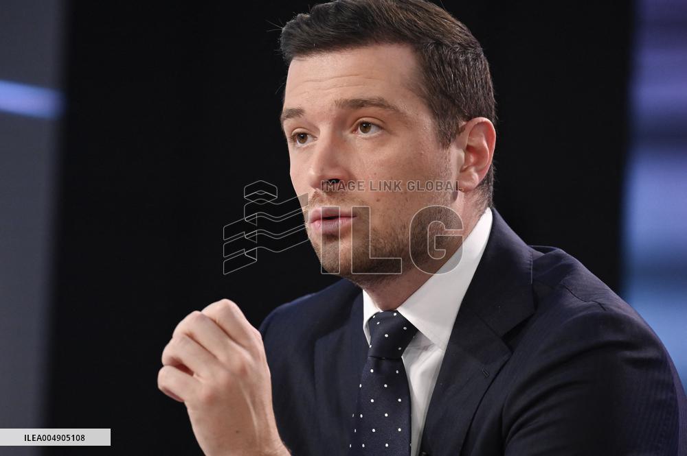 Jordan Bardella On Dimanche En Politique - Paris