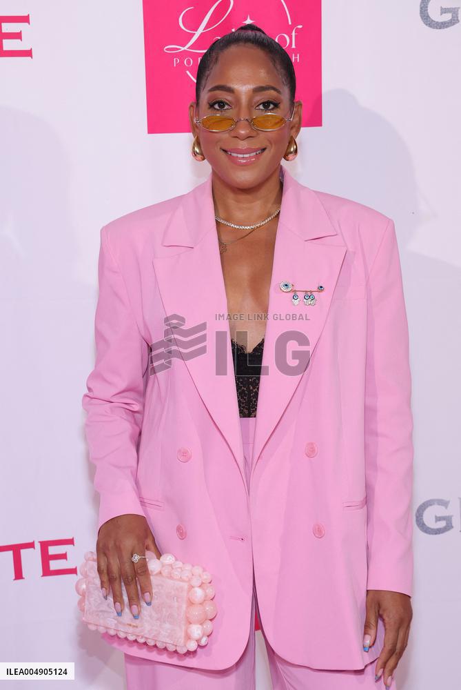 The Ladies of Porter Ranch x Glamlite Holiday Party - US